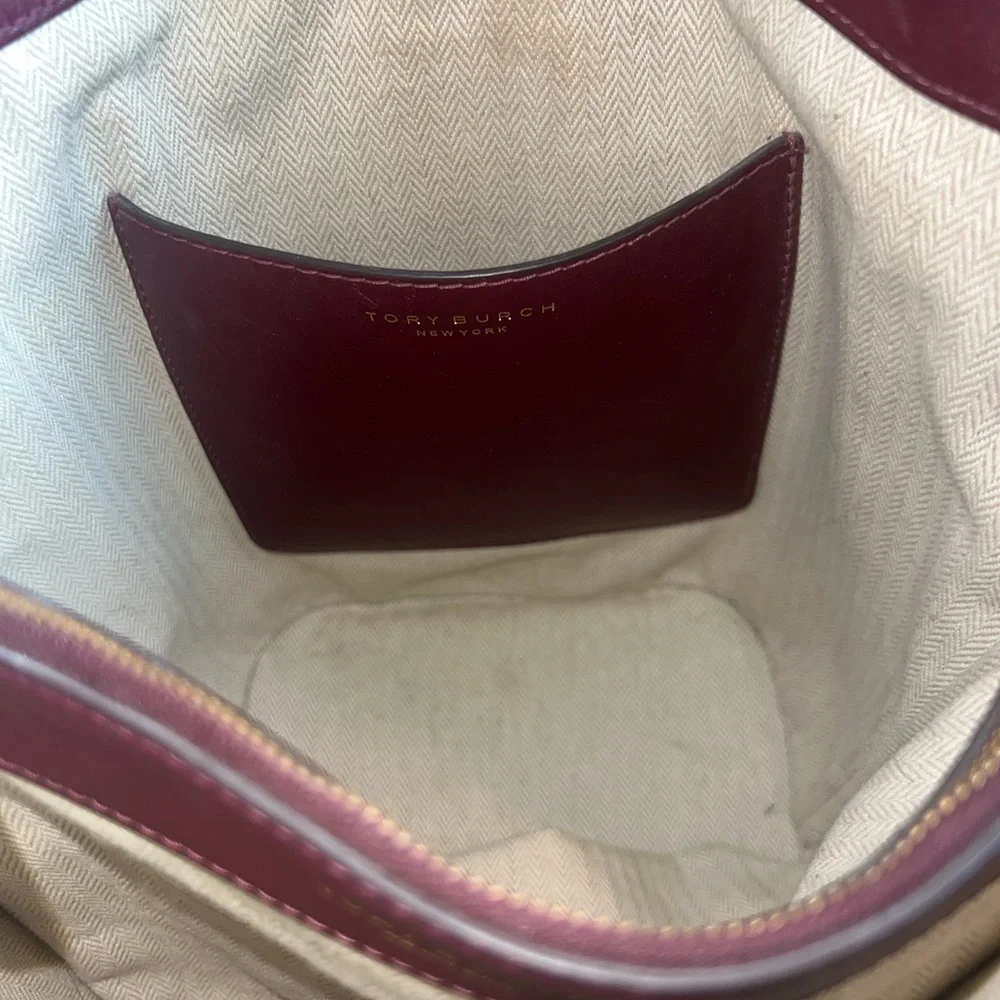 Tory Burch Miller Bucket Bag Deep Burgundy Rare Color Shoulder Bag Purse - Picture 12 of 17